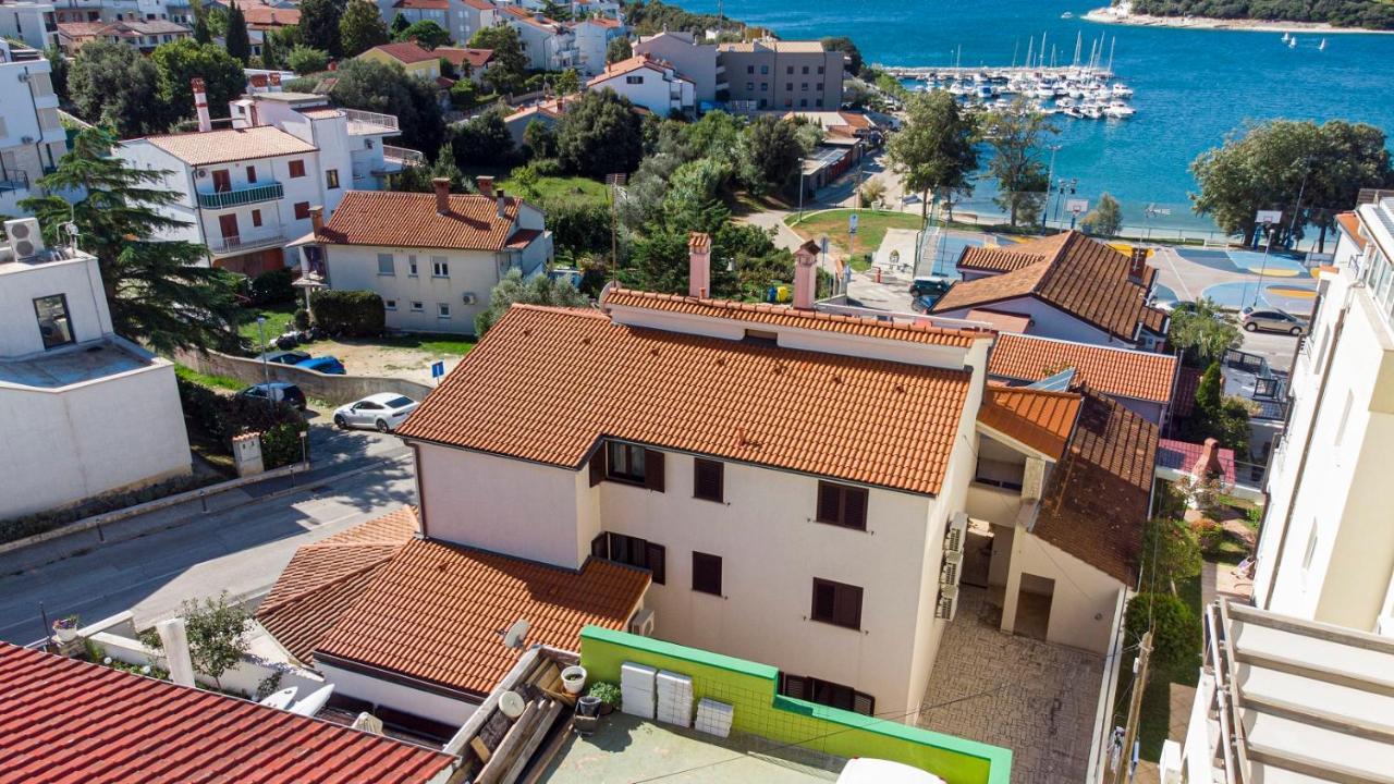 Holiday Apartment 50M From The Beach Pjescana Uvala Exterior foto